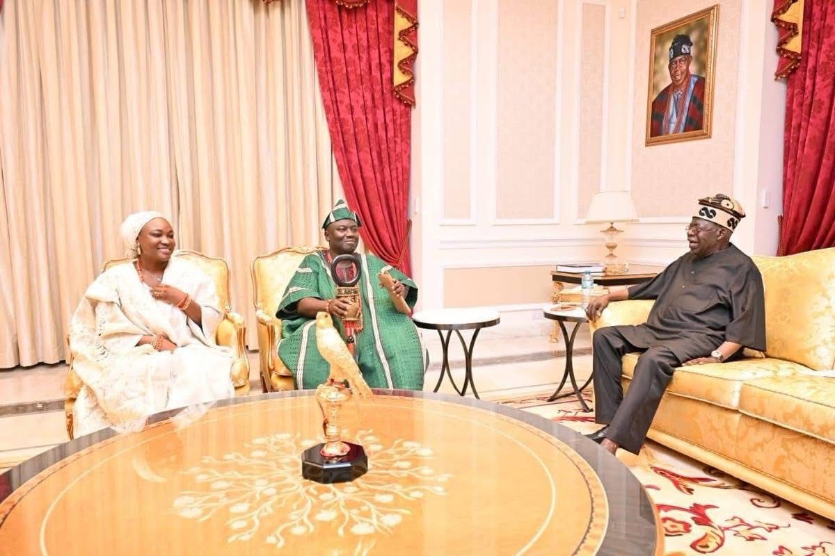 Ayaba (Olori) Abiwumi Owoade,Alaafin of Oyo, Oba Abimbola Akeem Owoade I & President Boal Ahmed Tinubu 