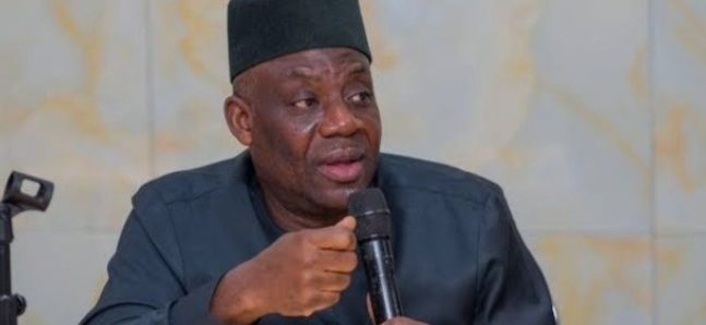 Tunji Alausa