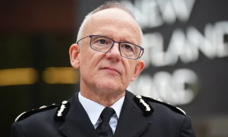 Met Police Chief Issues Ultimatum to Telecom Giants Over Rising Phone Theft
