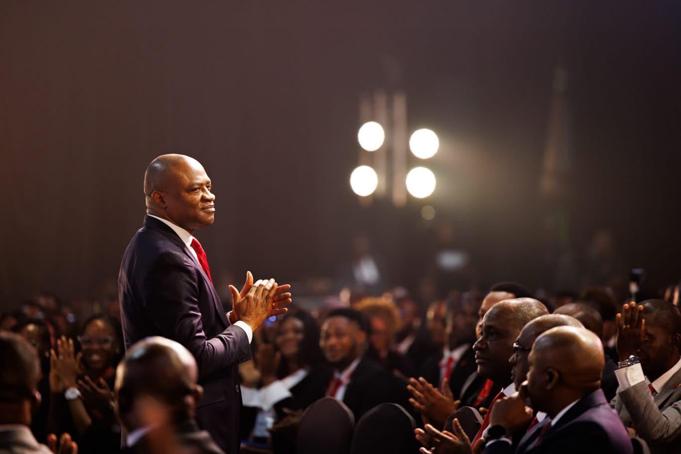 With the graduate trainees during the training 